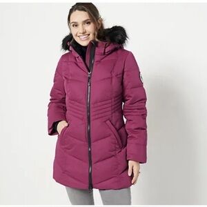 Artic Expedition woman’s puffer parka  berry/ magenta small